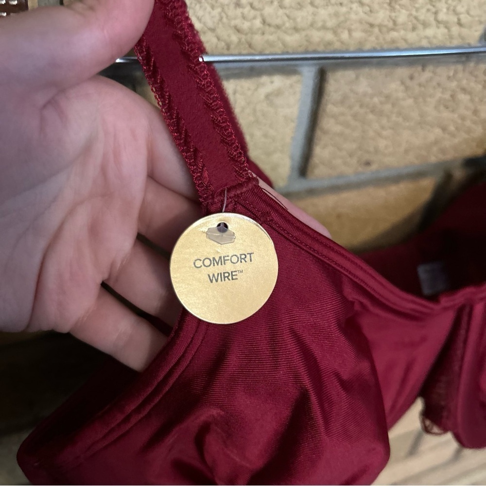 NWT Wacoal Surreal Comfort Underwire Unlined Bra Rhubarb Red 855335 - Picture 3 of 6